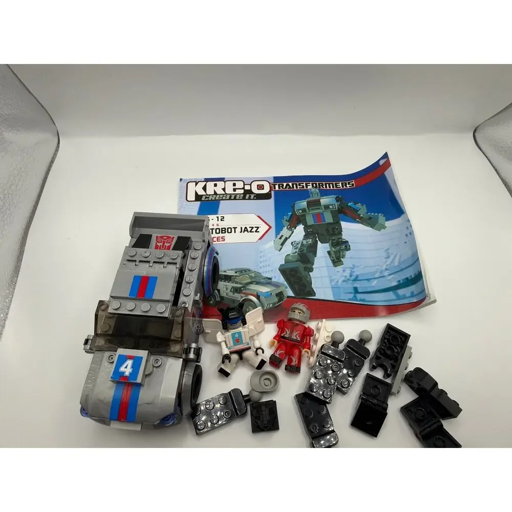 Transformers Autobot Jazz Car Robot 2011 building Set Complete